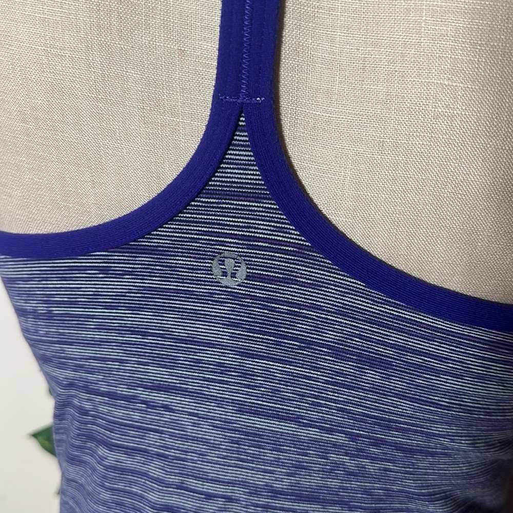 Lululemon Racerback Tanktop Padded Built In Bra - Picture 3 of 5
